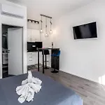 Front In With Wifi Apartament Jadranovo